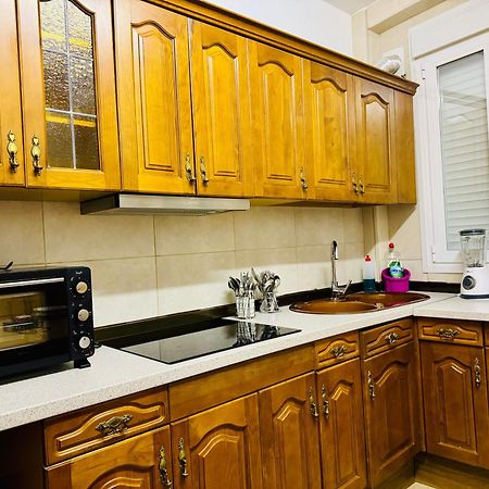 Pisos Familiares Barajas Lägenhet Madrid Exteriör bild